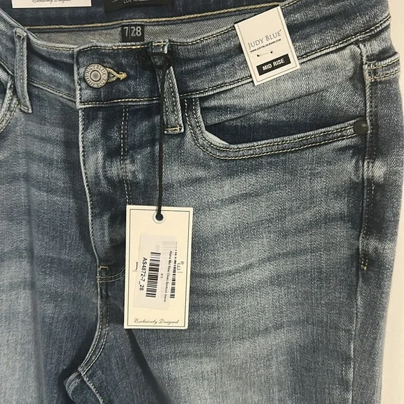 Judy Blue jeans - Picture 3 of 5